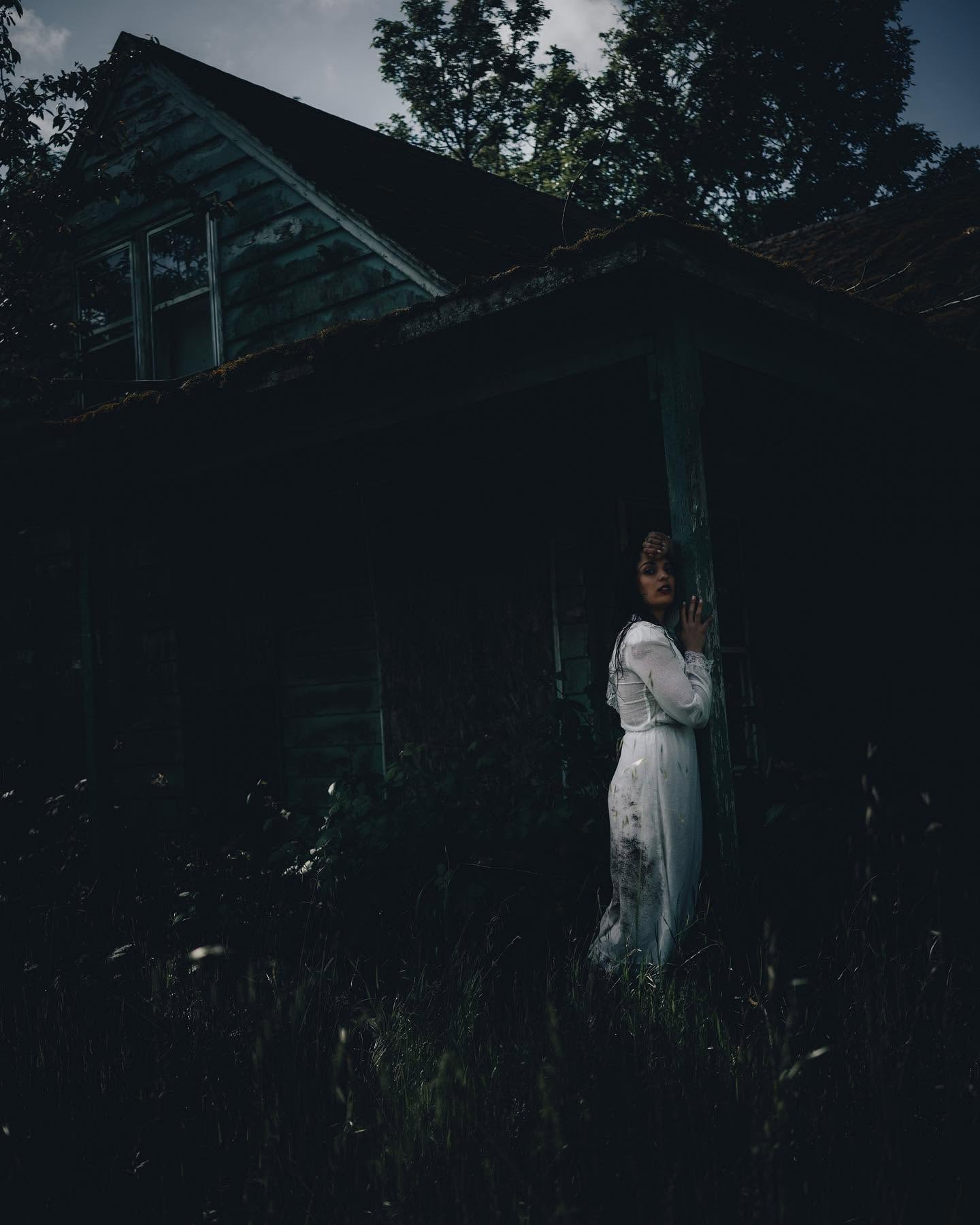 Portrait at an abandoned house
